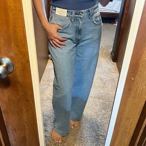 Abercrombie & Fitch Mid Rise Wide Leg Jeans